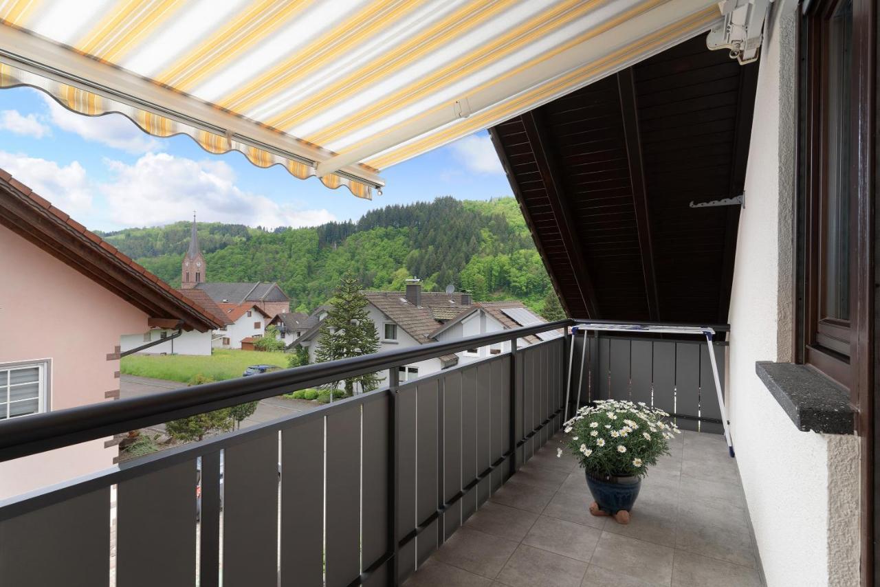 Gieringer Apartment Oberharmersbach Luaran gambar