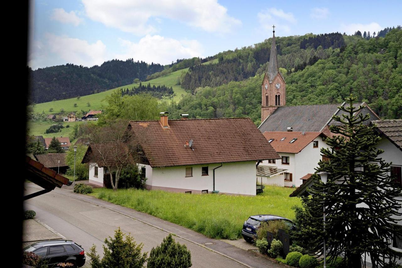 Gieringer Apartment Oberharmersbach Luaran gambar